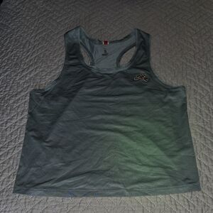 Tracksmith Twilight Crop Size Small In Denim Blue